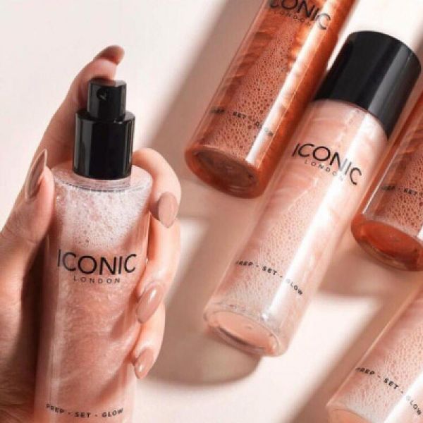 HIGHLIGHTER SPRAY FOR FACE AND BODY ICONIC, 120 ML.